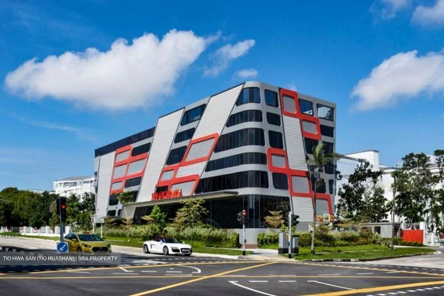 Upper Changi Road North (D17), Retail #631922861